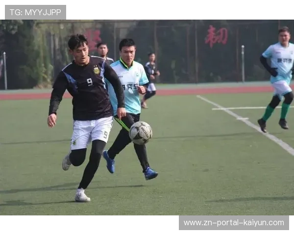 终场哨响瞬间，中国年轻队员虽败犹荣收获宝贵经验